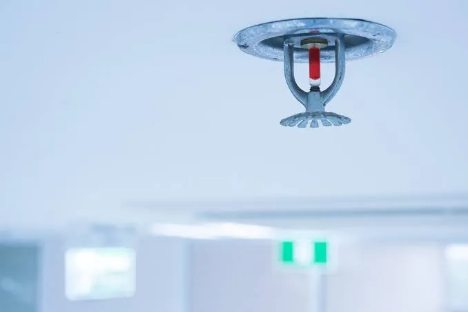 How to Choose the Right Fire Sprinkler System for Commercial Buildings?
